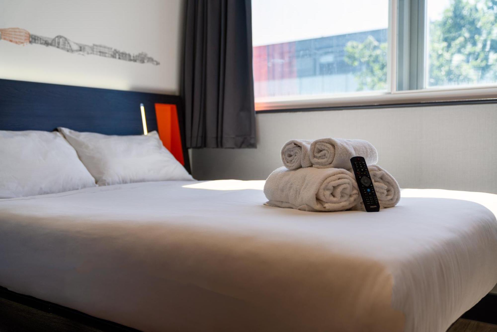 Easyhotel Milton Keynes Chambre photo